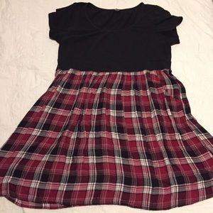 Black & Plaid Pocket Dress